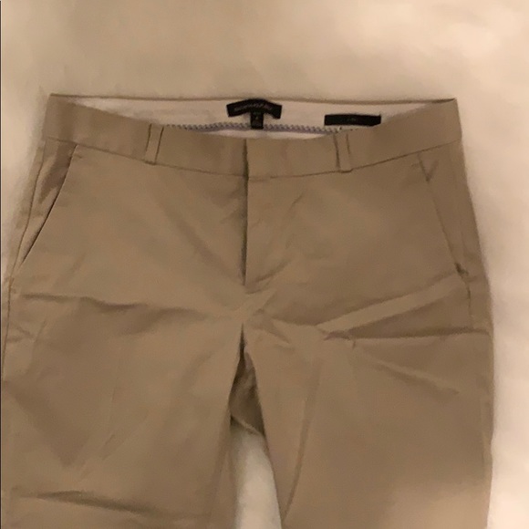 Banana Republic Avery Khaki Pant - Picture 2 of 6
